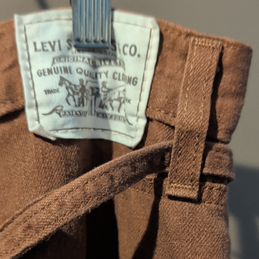 Levi's Women's Linen Pants - Picture 2 of 3